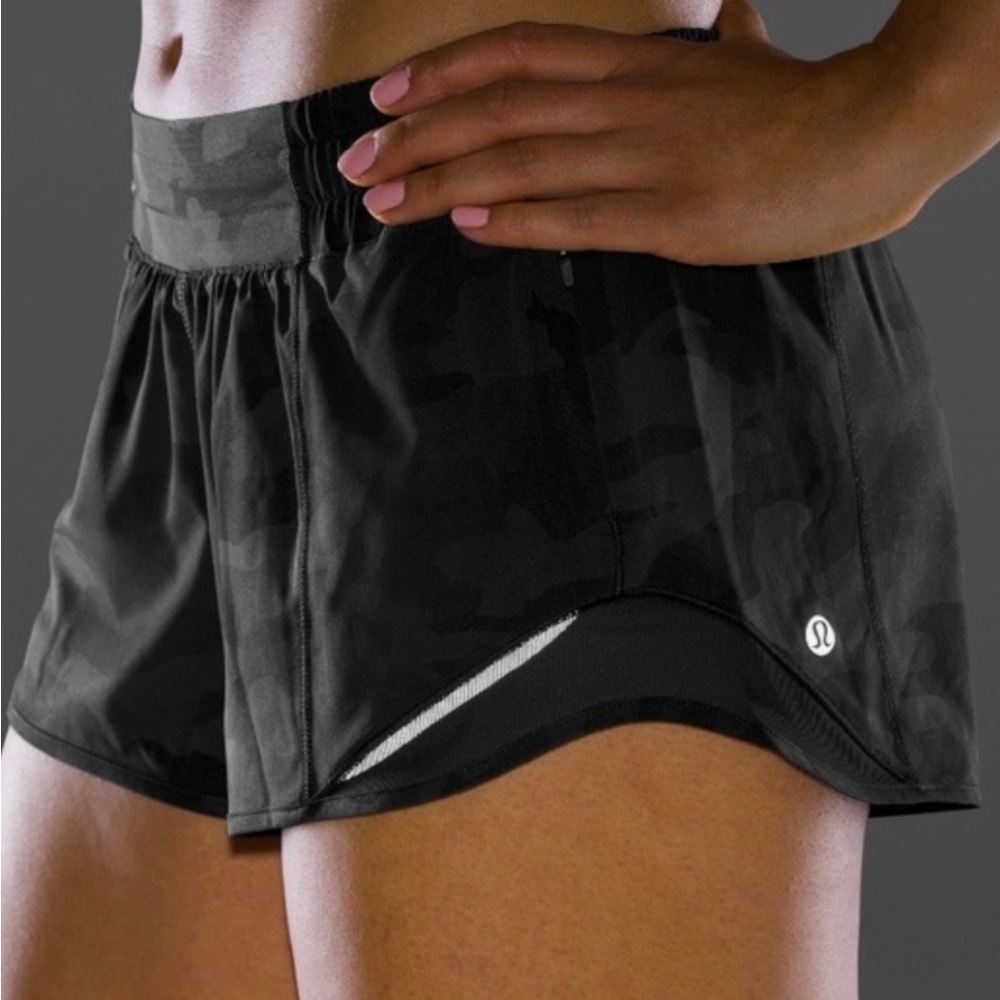 Lululemon hotty hot short in black camo